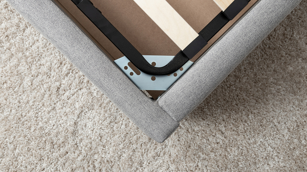 Кровать Миа 160 рогожка серый, кант желтовато-коричневый с ортопедическим основанием и подъемным механизмом